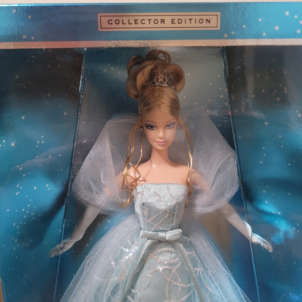 Mattel Barbie 2001 Collector Edition Doll, 50841, Blue - Picture 11 of 11